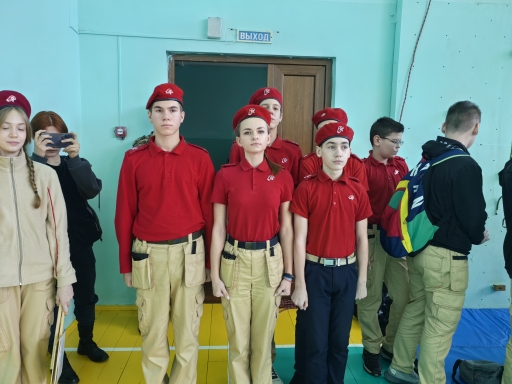 Равняемся на храбрых.